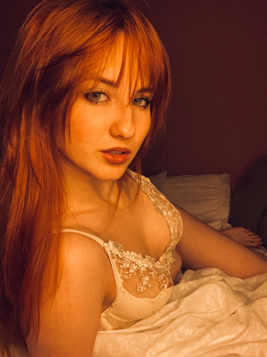 A playful frame from Nata — online in Bogor