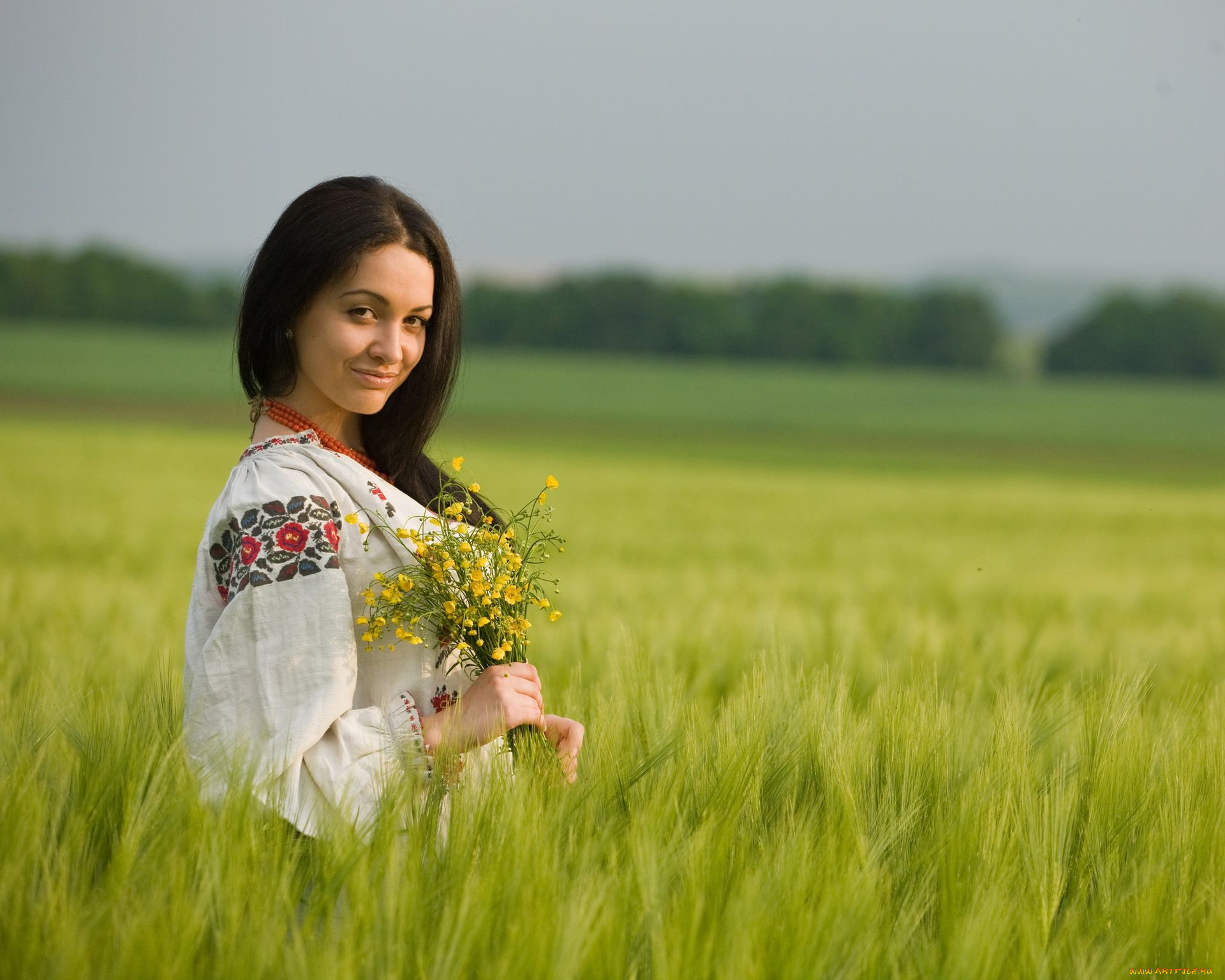 Women in Slavic costumes in Bogor