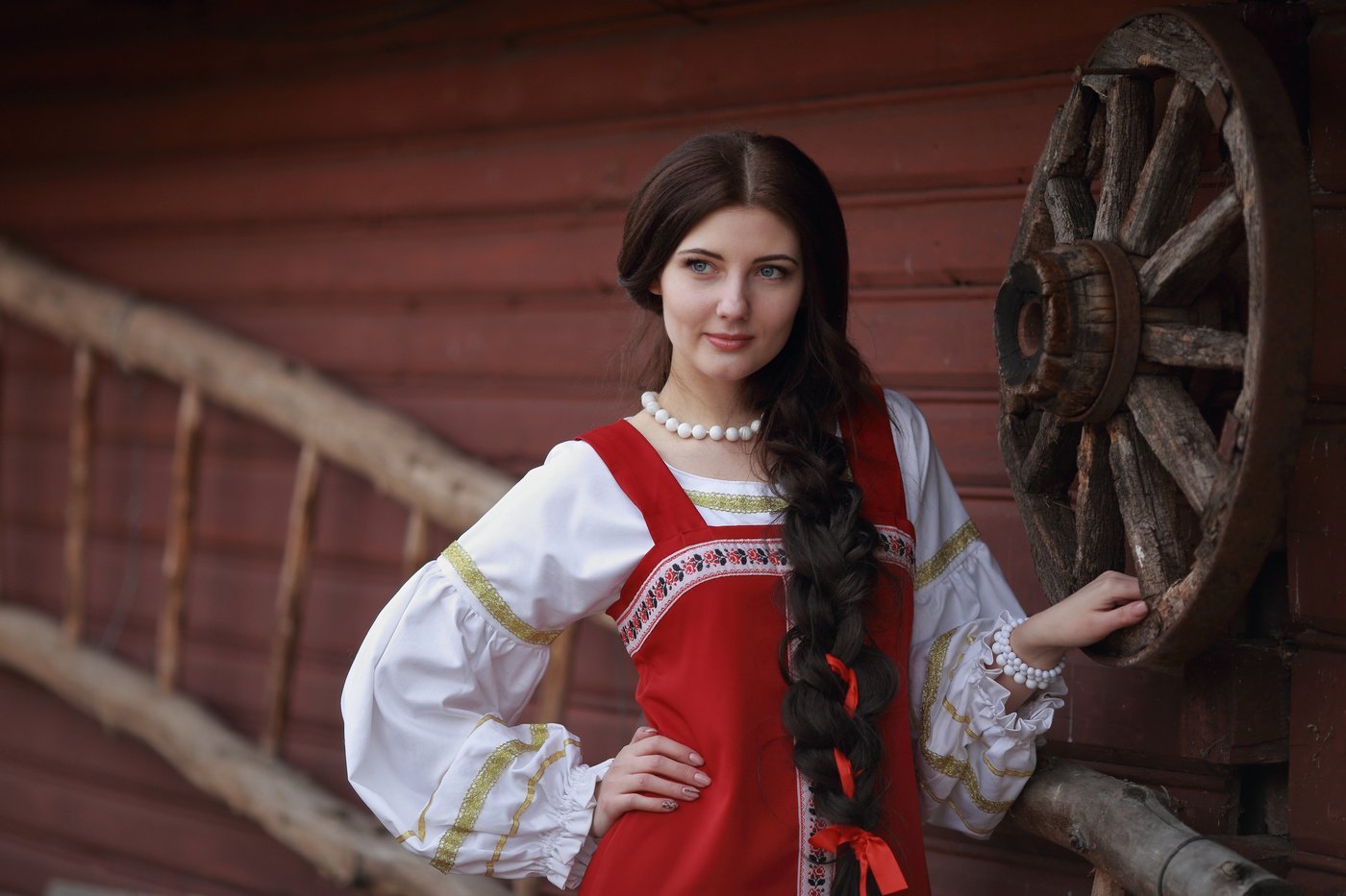 Girls in Slavic costumes in Bogor
